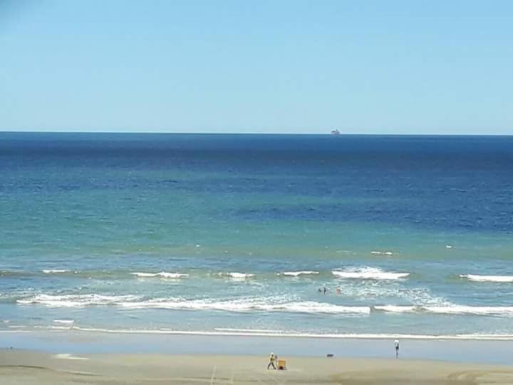 SolemarFrente Mar Piscina Churrasqueira Wifi Garagem Portaria 24Hsアパートメント エクステリア 写真